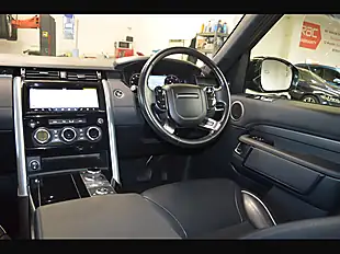 Used 2020 Land Rover Discovery Hse Santorini Black - Interior and Exterior details 13