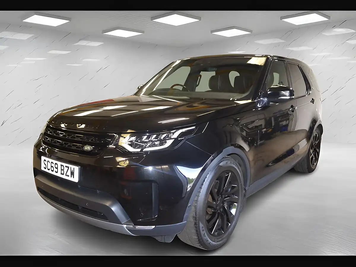 Used 2020 Land Rover Discovery Hse Santorini Black - Interior and Exterior details 3