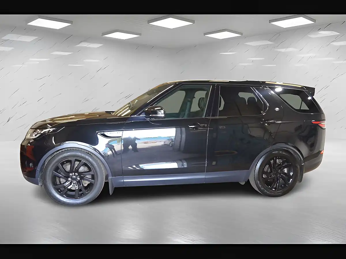 Used 2020 Land Rover Discovery Hse Santorini Black - Interior and Exterior details 4
