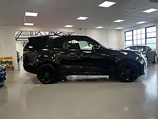Used 2020 Land Rover Discovery Landmark Black - Interior and Exterior details 18