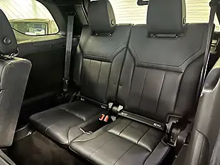 Used 2020 Land Rover Discovery Landmark Black - Interior and Exterior details 3