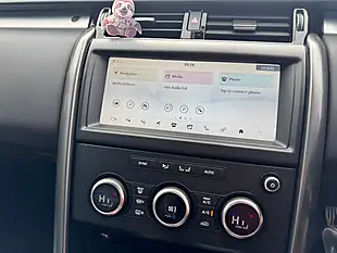 Used 2020 Land Rover Discovery Landmark Edition Black - Interior and Exterior details 18
