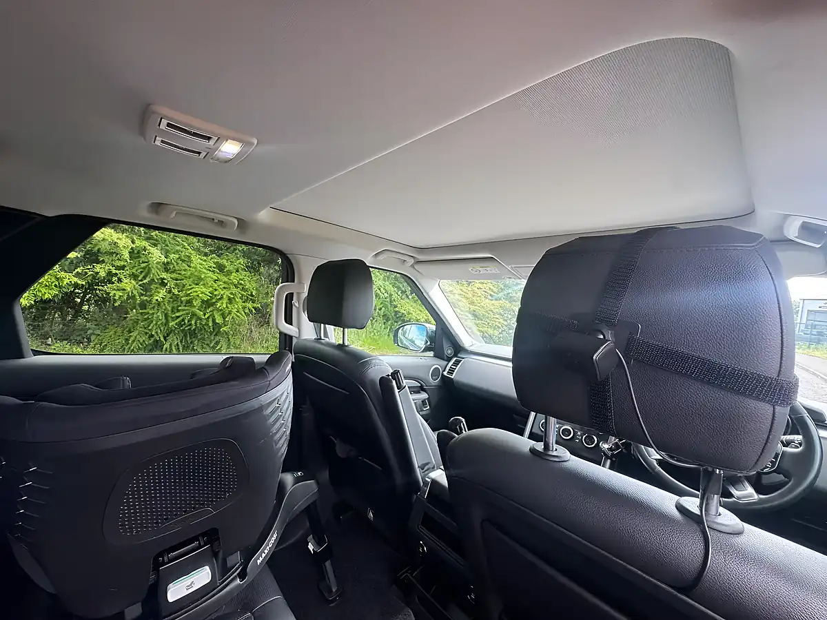 Used 2020 Land Rover Discovery Landmark Edition Black - Interior and Exterior details 19