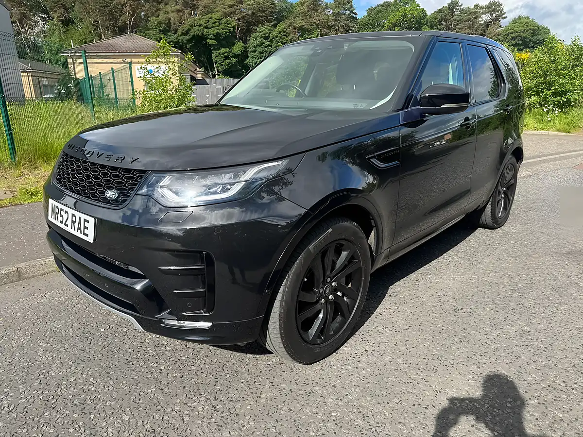 Used 2020 Land Rover Discovery Landmark Edition Black - Interior and Exterior details 3