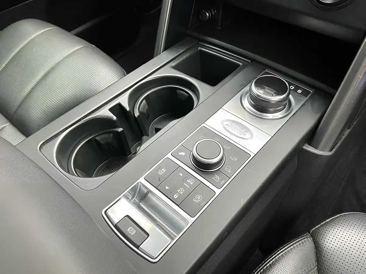 Used 2020 Land Rover Discovery Landmark Edition Black - Interior and Exterior details 12