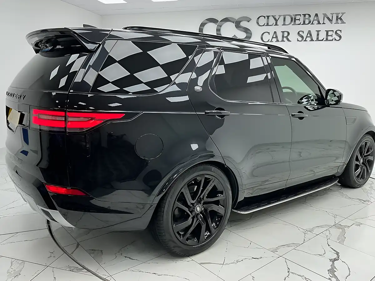 Used 2020 Land Rover Discovery Landmark Edition Black - Interior and Exterior details 3