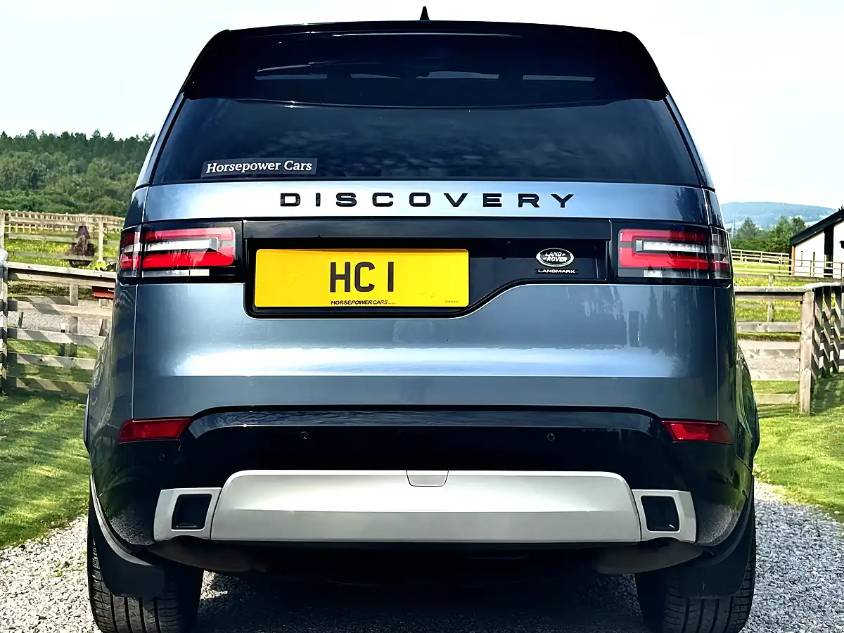 Used 2020 Land Rover Discovery Landmark Edition Blue - Interior and Exterior details 11