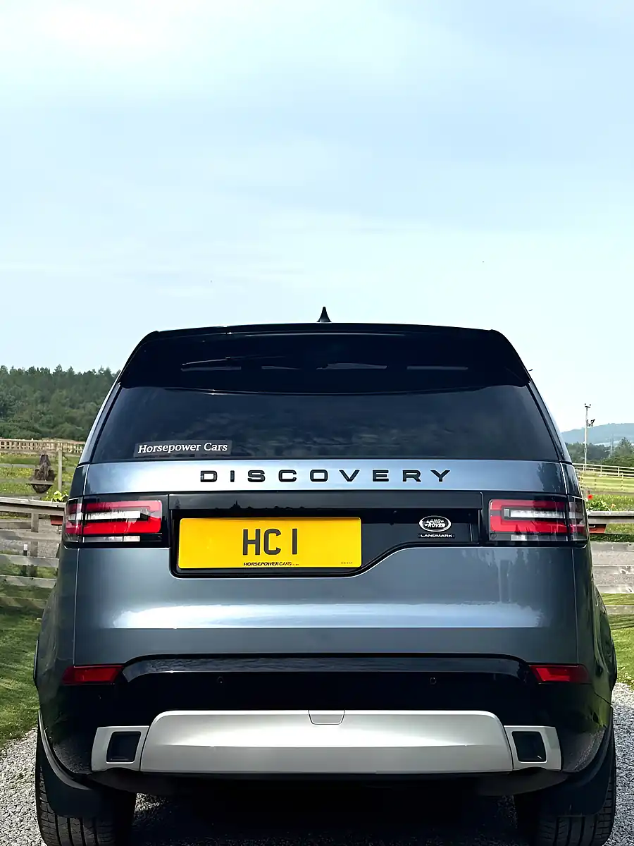 Used 2020 Land Rover Discovery Landmark Edition Blue - Interior and Exterior details 12