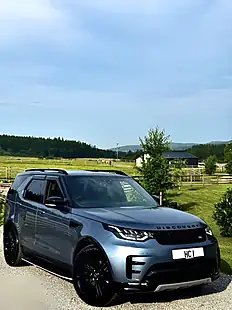 Used 2020 Land Rover Discovery Landmark Edition Blue - Interior and Exterior details 2