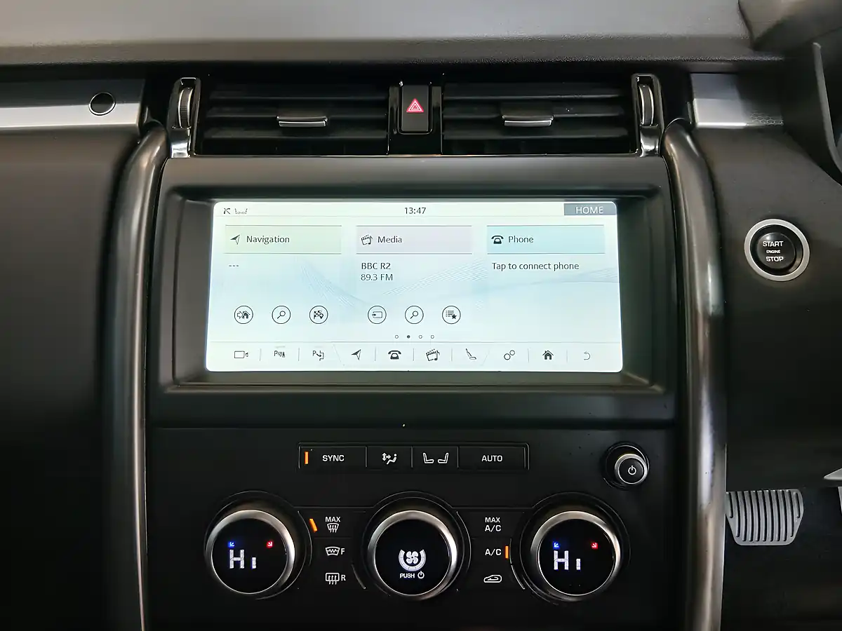 Used 2020 Land Rover Discovery Landmark Edition White - Interior and Exterior details 11