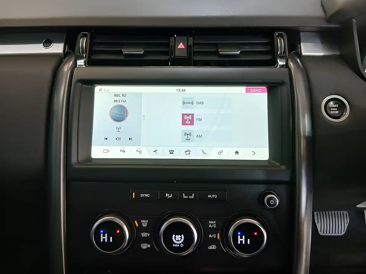 Used 2020 Land Rover Discovery Landmark Edition White - Interior and Exterior details 13
