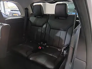 Used 2020 Land Rover Discovery Landmark Edition White - Interior and Exterior details 19