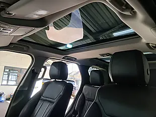 Used 2020 Land Rover Discovery Landmark Edition White - Interior and Exterior details 7