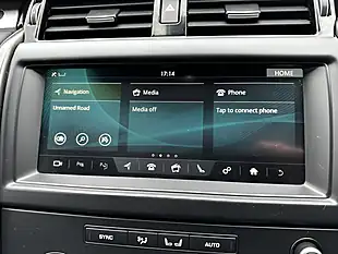 Used 2020 Land Rover Discovery Landmark Edition White - Interior and Exterior details 13