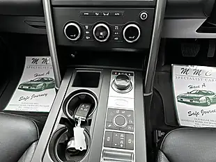 Used 2020 Land Rover Discovery Landmark Edition White - Interior and Exterior details 16
