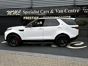 Used 2020 Land Rover Discovery Landmark Edition White - Interior and Exterior details 4