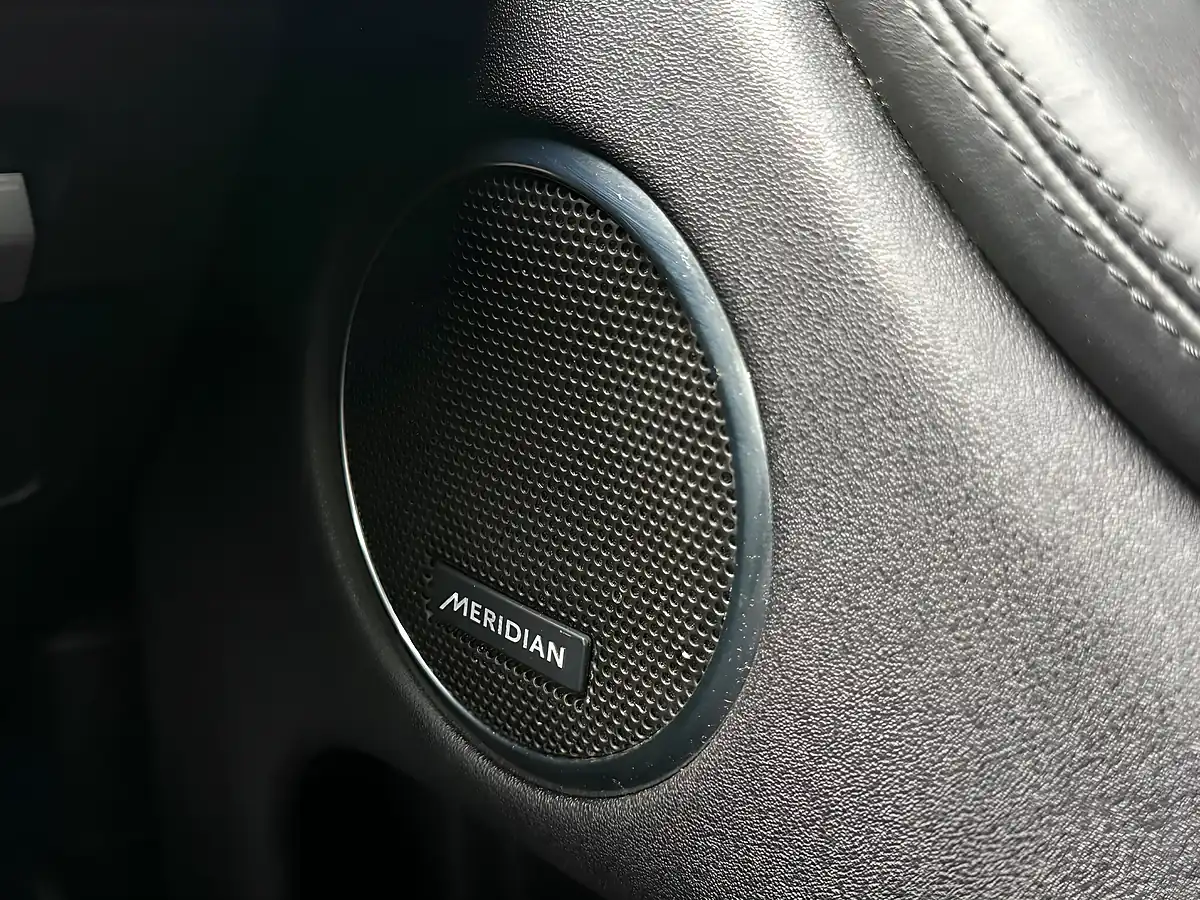 Used 2020 Land Rover Discovery Sport Hse Black - Interior and Exterior details 13
