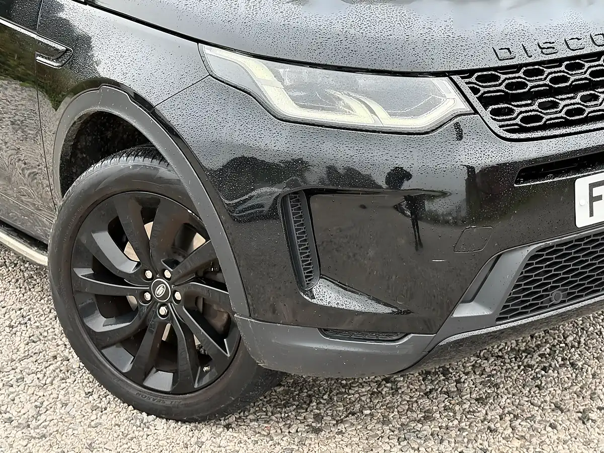 Used 2020 Land Rover Discovery Sport Hse Black - Interior and Exterior details 14
