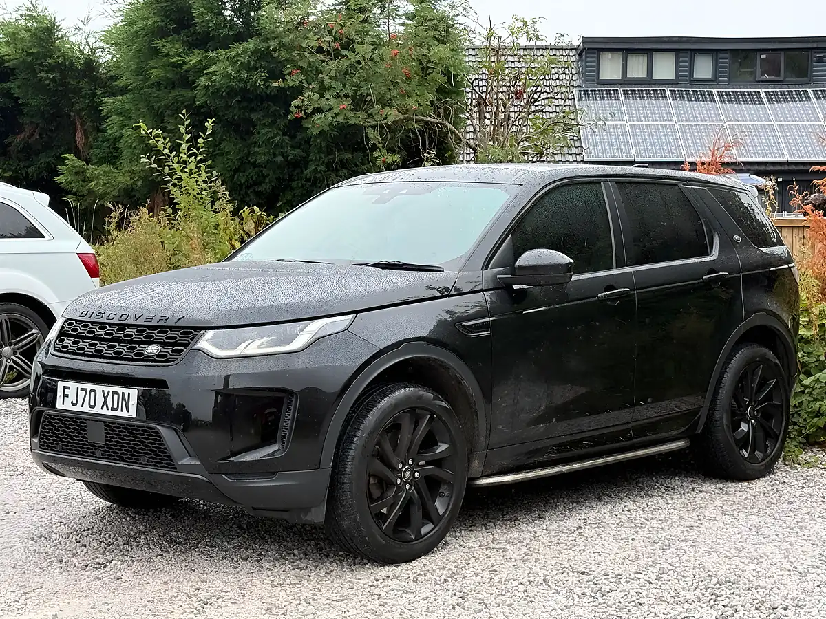 Used 2020 Land Rover Discovery Sport Hse Black - Interior and Exterior details 5