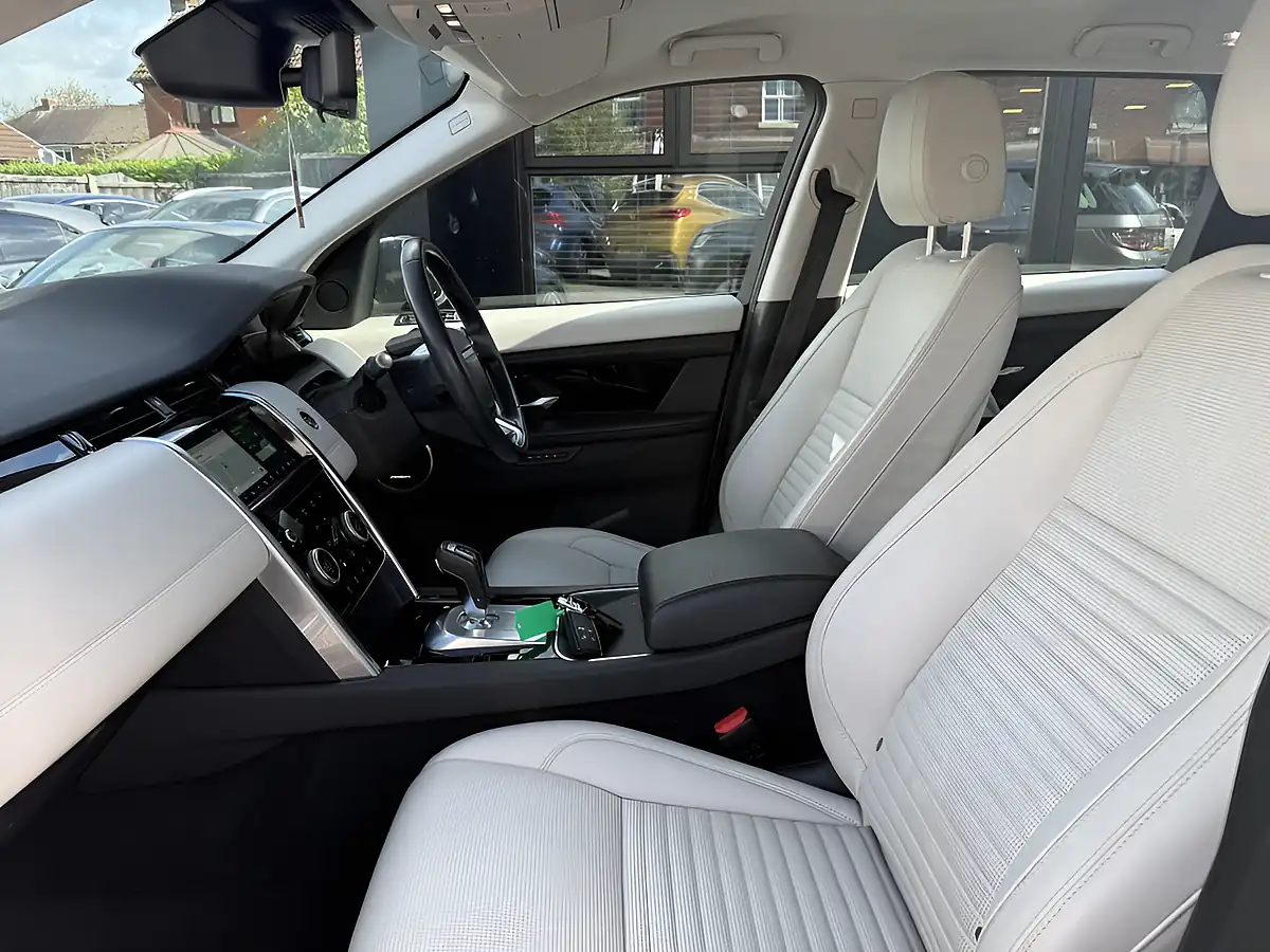 Used 2020 Land Rover Discovery Sport Hse Grey - Interior and Exterior details 19