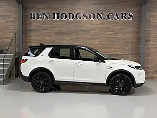 Used 2020 Land Rover Discovery Sport Hse White - Interior and Exterior details 5