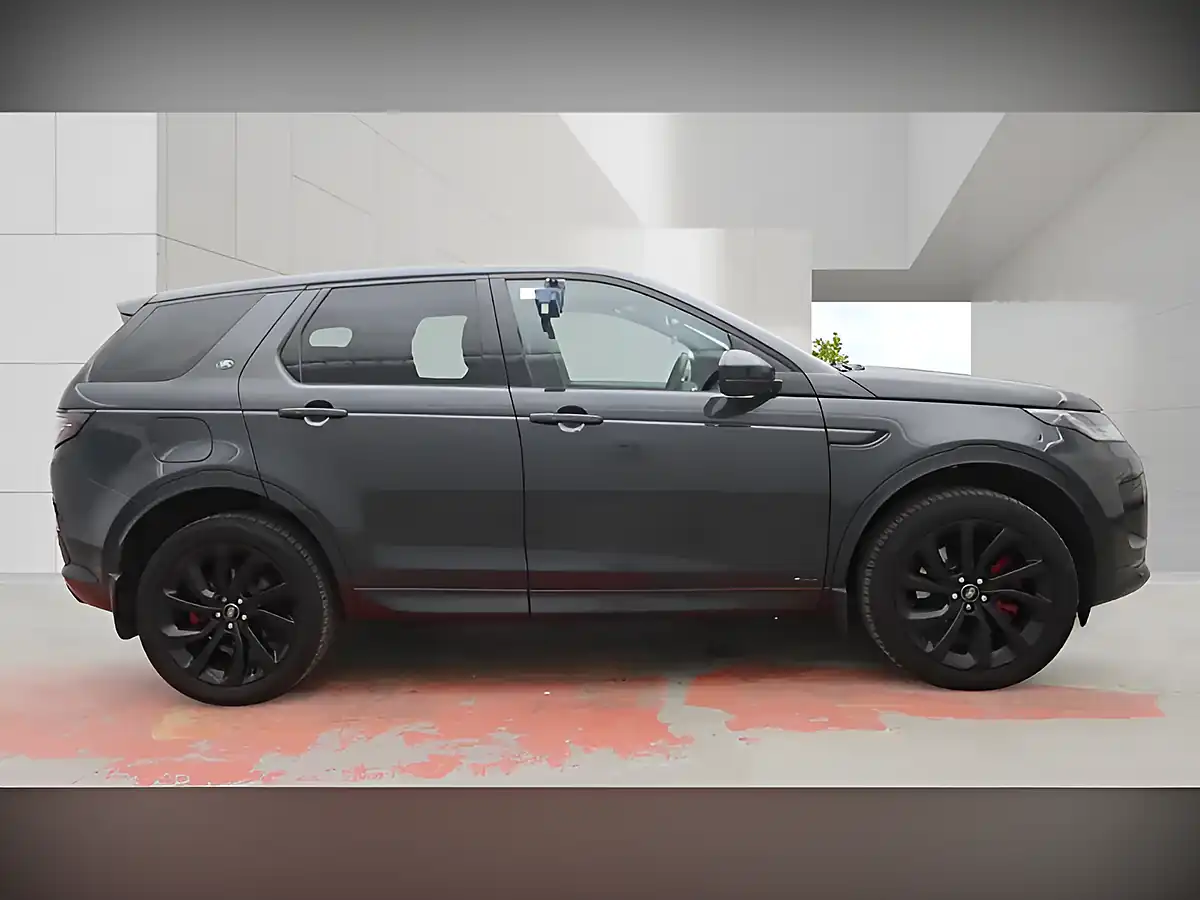 Used 2020 Land Rover Discovery Sport R-Dynamic Hse Carpathian Grey - Interior and Exterior details 5
