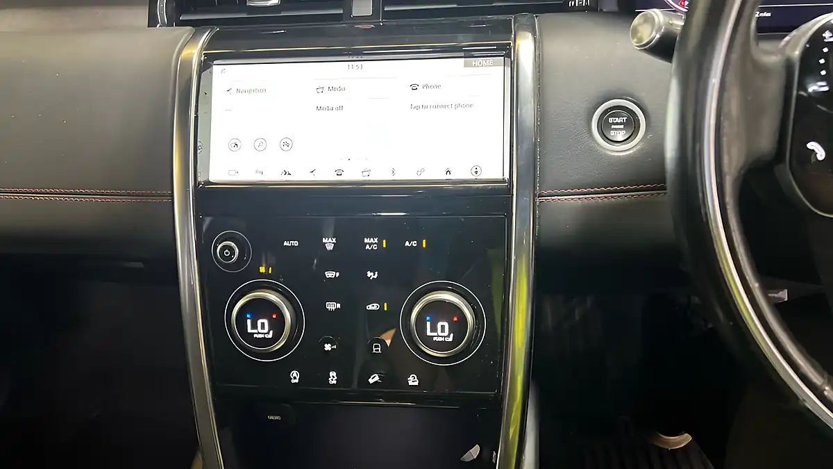 Used 2020 Land Rover Discovery Sport R-Dynamic Hse Eiger Grey - Interior and Exterior details 10