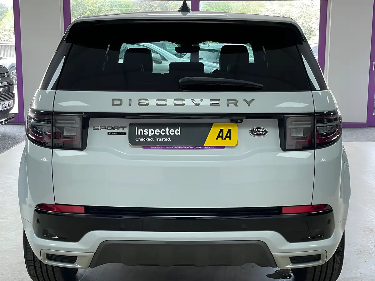 Used 2020 Land Rover Discovery Sport R-Dynamic S White - Interior and Exterior details 9