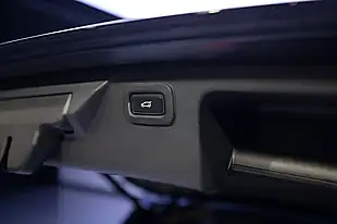 Used 2020 Land Rover Discovery Sport R-Dynamic Se Blue - Interior and Exterior details 16