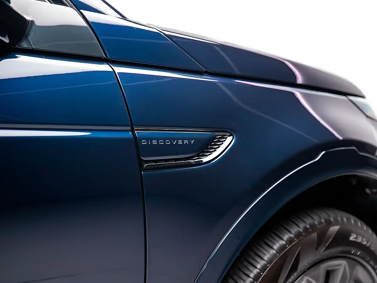 Used 2020 Land Rover Discovery Sport R-Dynamic Se Blue - Interior and Exterior details 9