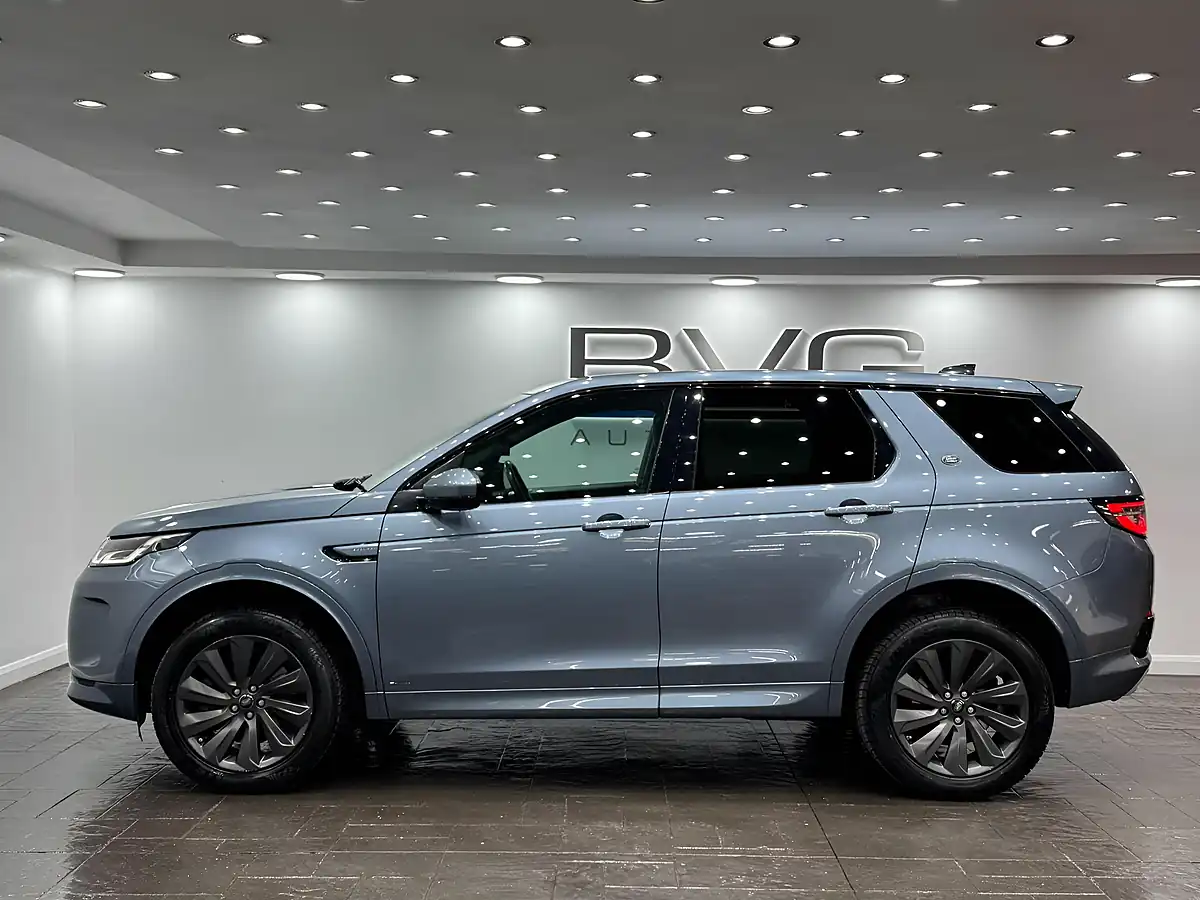 Used 2020 Land Rover Discovery Sport R-Dynamic Se Blue - Interior and Exterior details 10