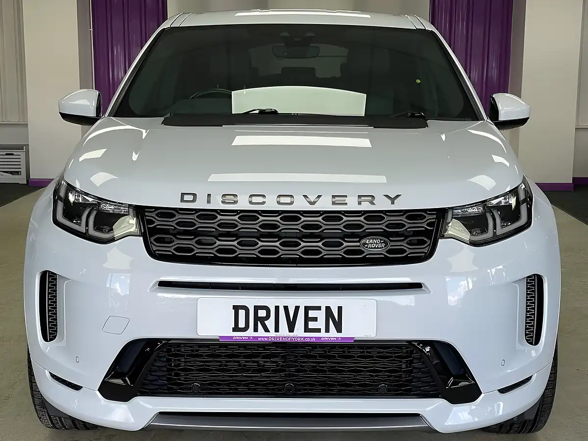 Used 2020 Land Rover Discovery Sport R-Dynamic Se White - Interior and Exterior details 6