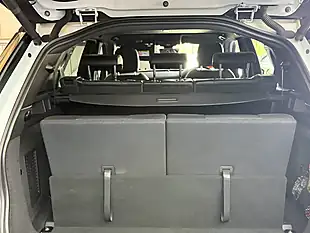 Used 2020 Land Rover Discovery Sport R-Dynamic Se White - Interior and Exterior details 11