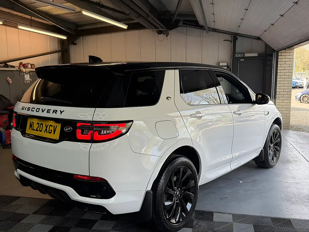 Used 2020 Land Rover Discovery Sport R-Dynamic Se White - Interior and Exterior details 5