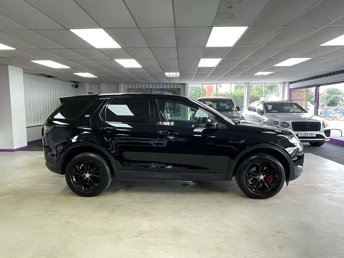 Used 2020 Land Rover Discovery Sport S Black - Interior and Exterior details 9