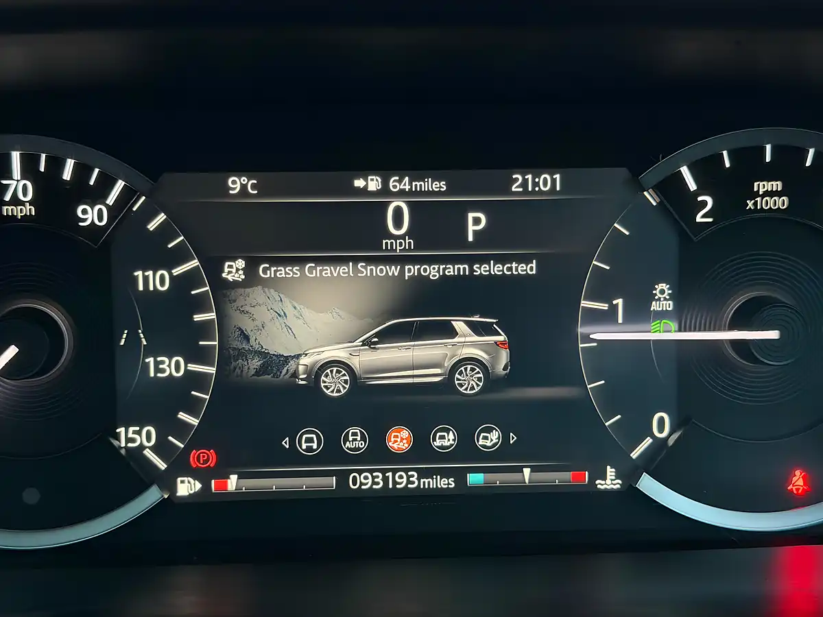 Used 2020 Land Rover Discovery Sport S Blue - Interior and Exterior details 18