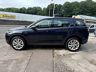 Used 2020 Land Rover Discovery Sport Se Blue - Interior and Exterior details 7