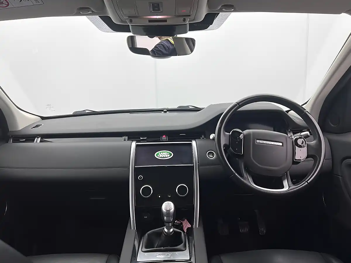 Used 2020 Land Rover Discovery Sport Se Grey - Interior and Exterior details 11