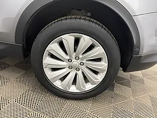 Used 2020 Land Rover Discovery Sport Se Grey - Interior and Exterior details 6