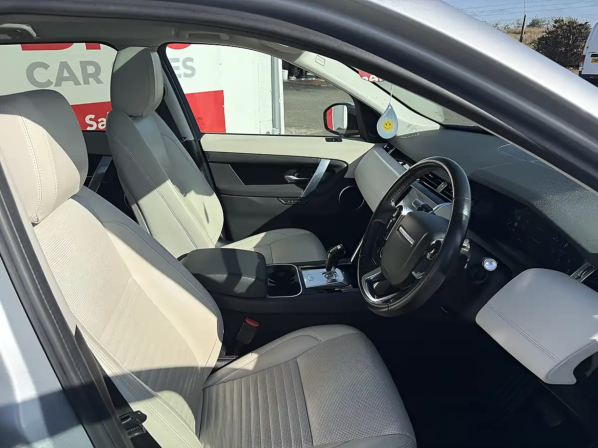 Used 2020 Land Rover Discovery Sport Se Silver - Interior and Exterior details 13