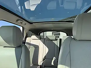 Used 2020 Land Rover Discovery Sport Se Silver - Interior and Exterior details 16