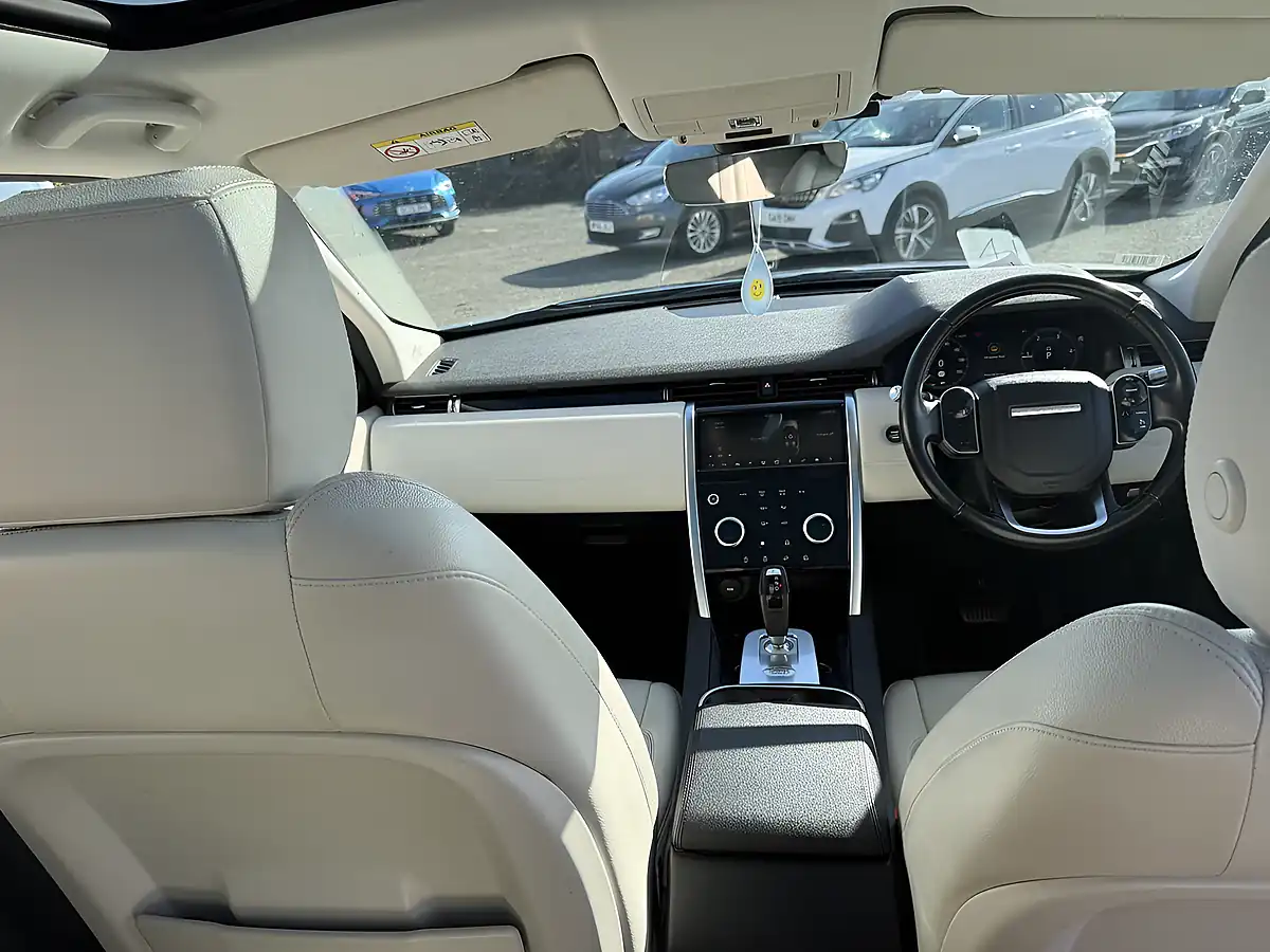 Used 2020 Land Rover Discovery Sport Se Silver - Interior and Exterior details 19