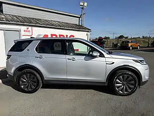 Used 2020 Land Rover Discovery Sport Se Silver - Interior and Exterior details 9