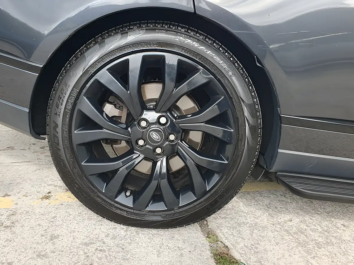 Used 2020 Land Rover Range Rover Autobiography Grey - Interior and Exterior details 20