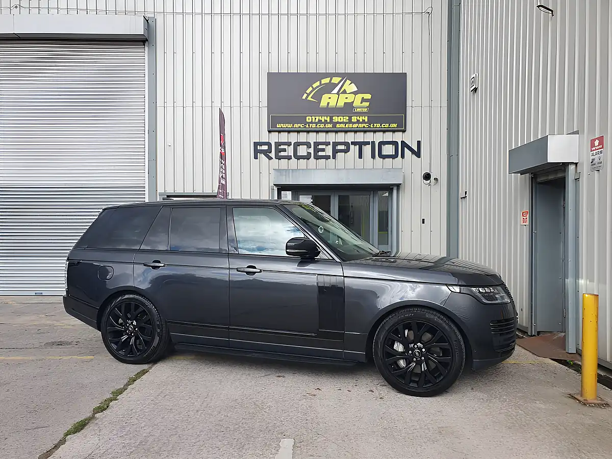 Used 2020 Land Rover Range Rover Autobiography Grey - Interior and Exterior details 3