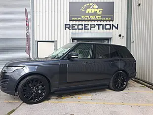 Used 2020 Land Rover Range Rover Autobiography Grey - Interior and Exterior details 4