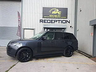 Used 2020 Land Rover Range Rover Autobiography Grey - Interior and Exterior details 5