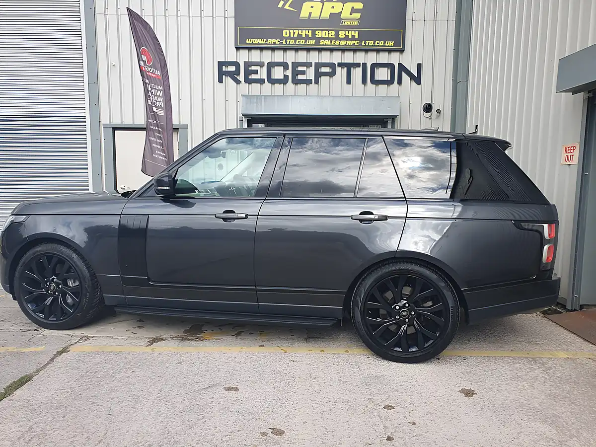 Used 2020 Land Rover Range Rover Autobiography Grey - Interior and Exterior details 6