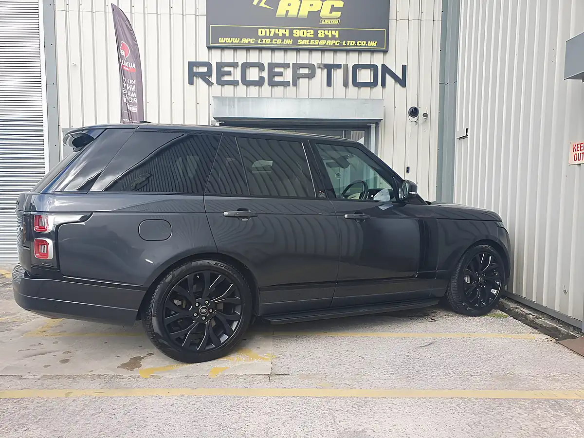 Used 2020 Land Rover Range Rover Autobiography Grey - Interior and Exterior details 7