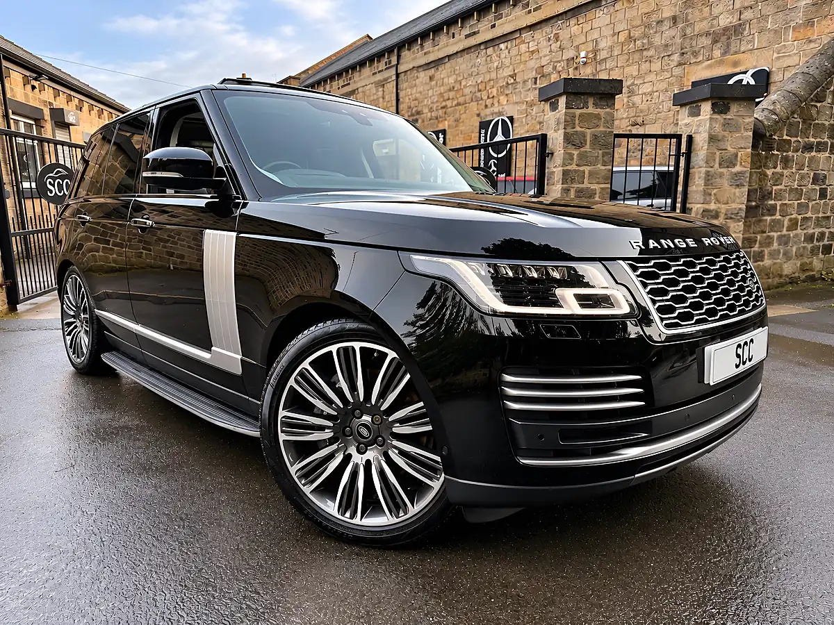 Used 2020 Land Rover Range Rover Autobiography Santorini Black - Interior and Exterior details 3
